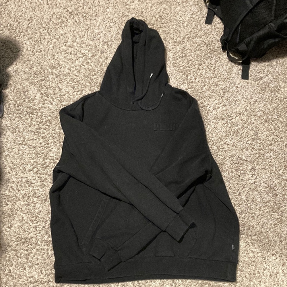 A puma sweatshirt